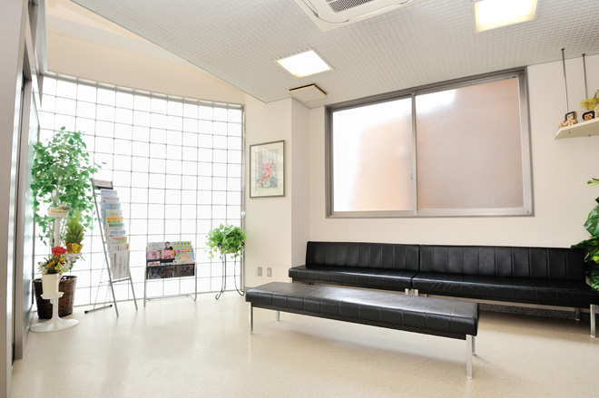 宮地医院待合室
